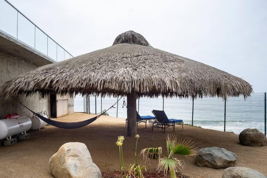 Triton'S Playhouse Beachfront Primo Tapia Zewnętrze zdjęcie